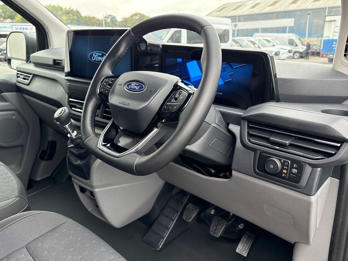 Used Ford Transit Custom 2025 for sale - 76870973: Photo 17