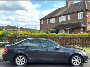 Used Mercedes-Benz C-Class 2011 for sale - 75728786: Photo