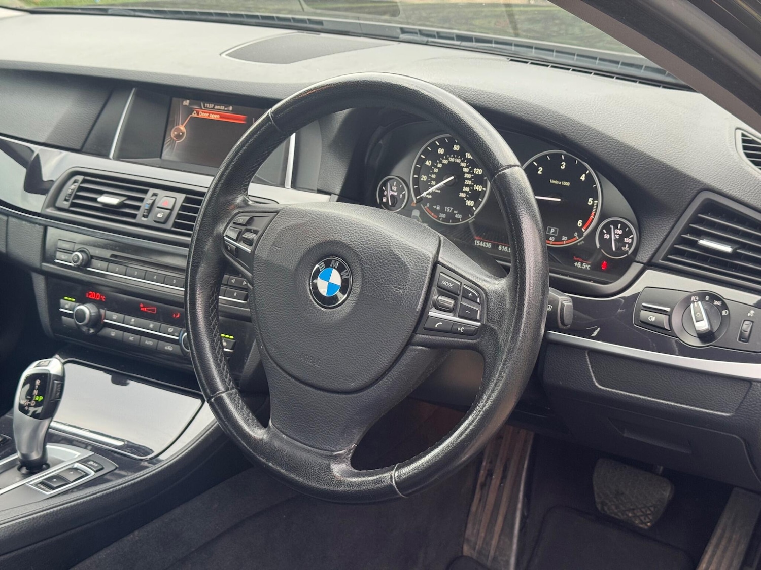 Used BMW 5 Series 2015 for sale - 76671595: Photo 29