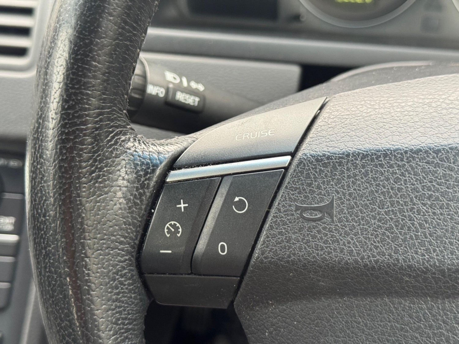 Used Volvo XC90 2006 for sale - 77784117: Photo 21