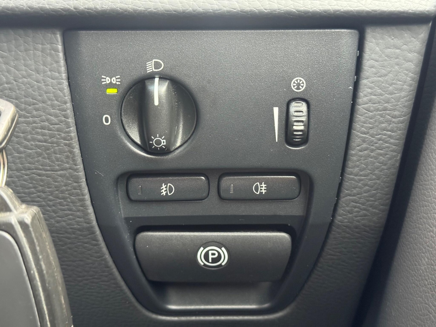 Used Volvo XC90 2006 for sale - 77784117: Photo 23