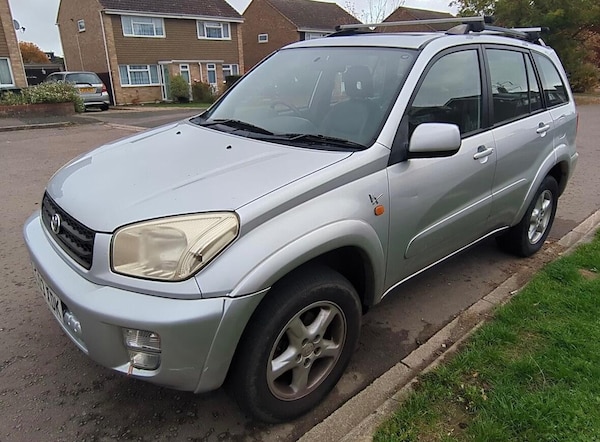 Used Toyota RAV4 2003 for sale - 76317879: Photo 3