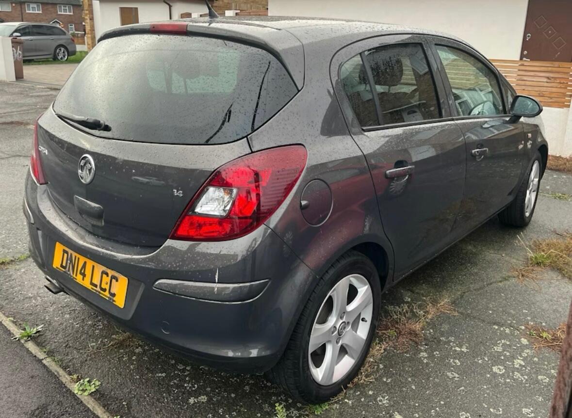 Used Vauxhall Corsa 2014 for sale - 76659317: Photo 2