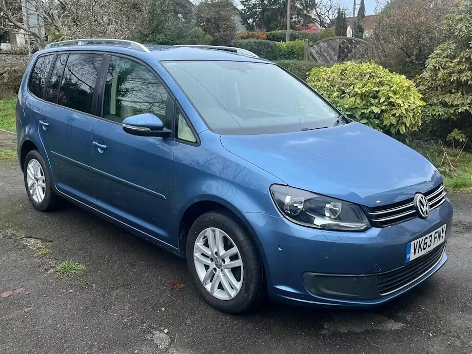 Used Volkswagen Touran 2013 for sale - 77359265: Photo 1