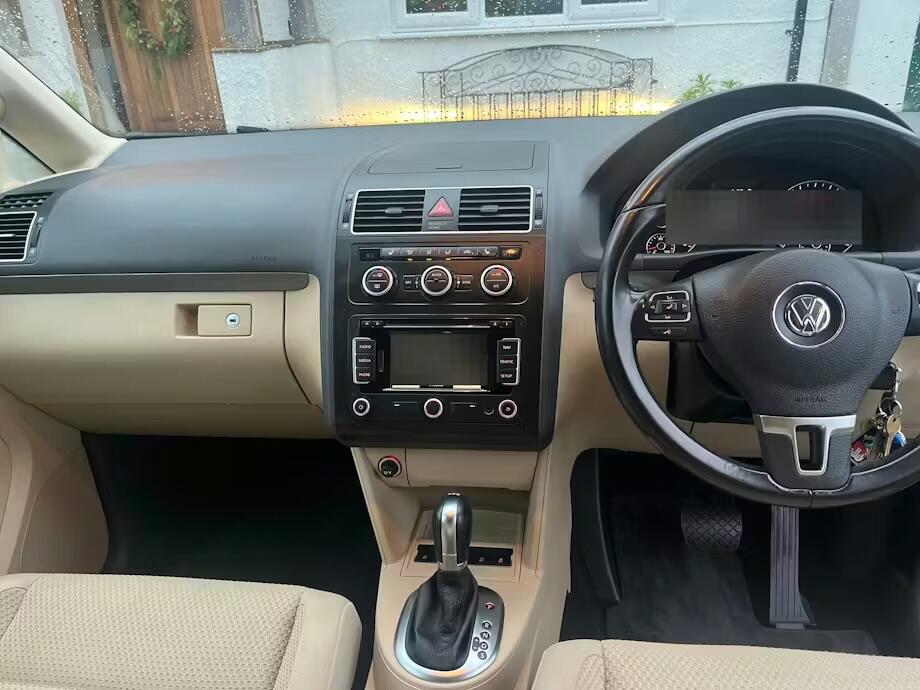 Used Volkswagen Touran 2013 for sale - 77359265: Photo 7