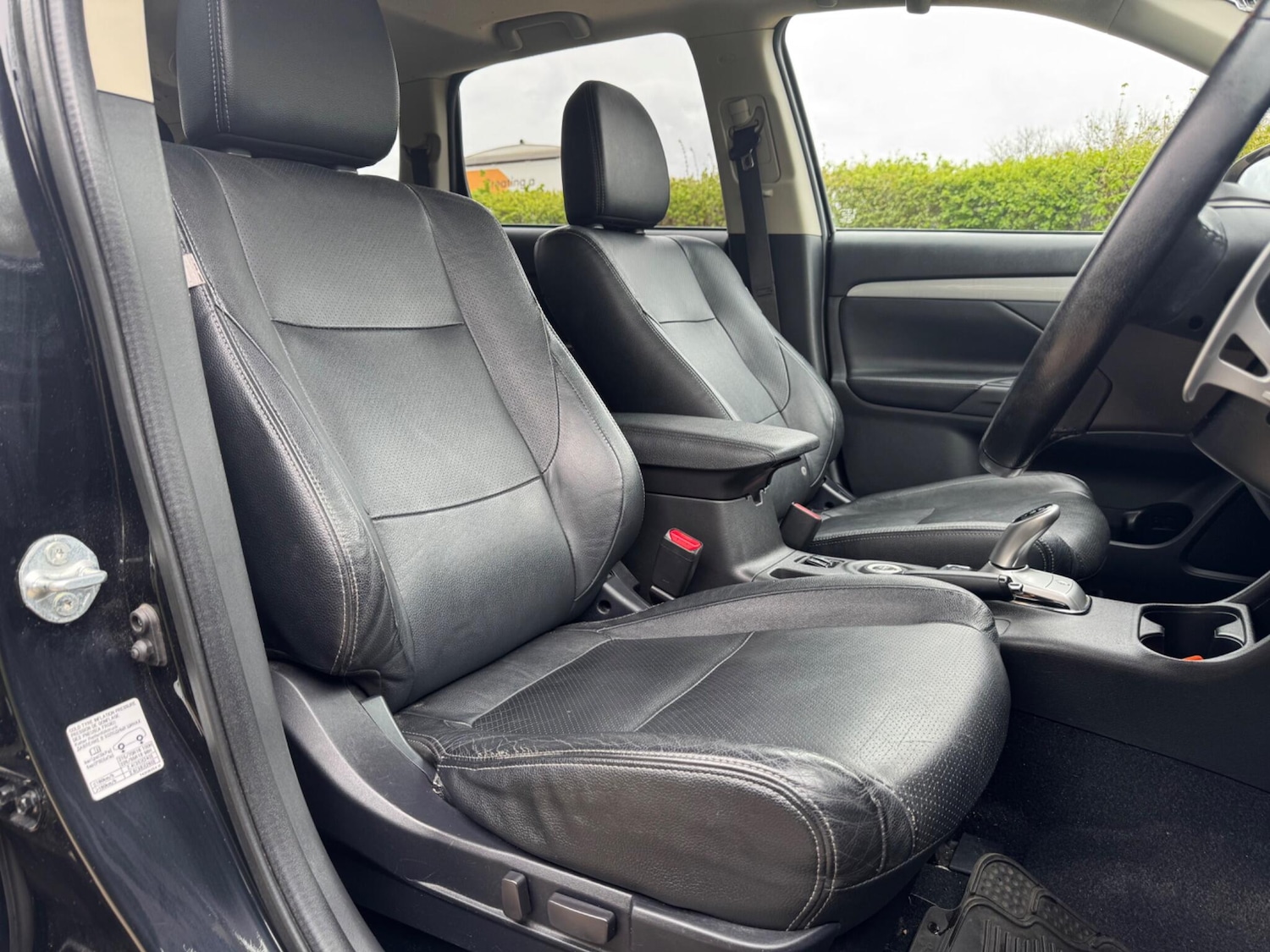 Used Mitsubishi Outlander 2015 for sale - 78101127: Photo 12