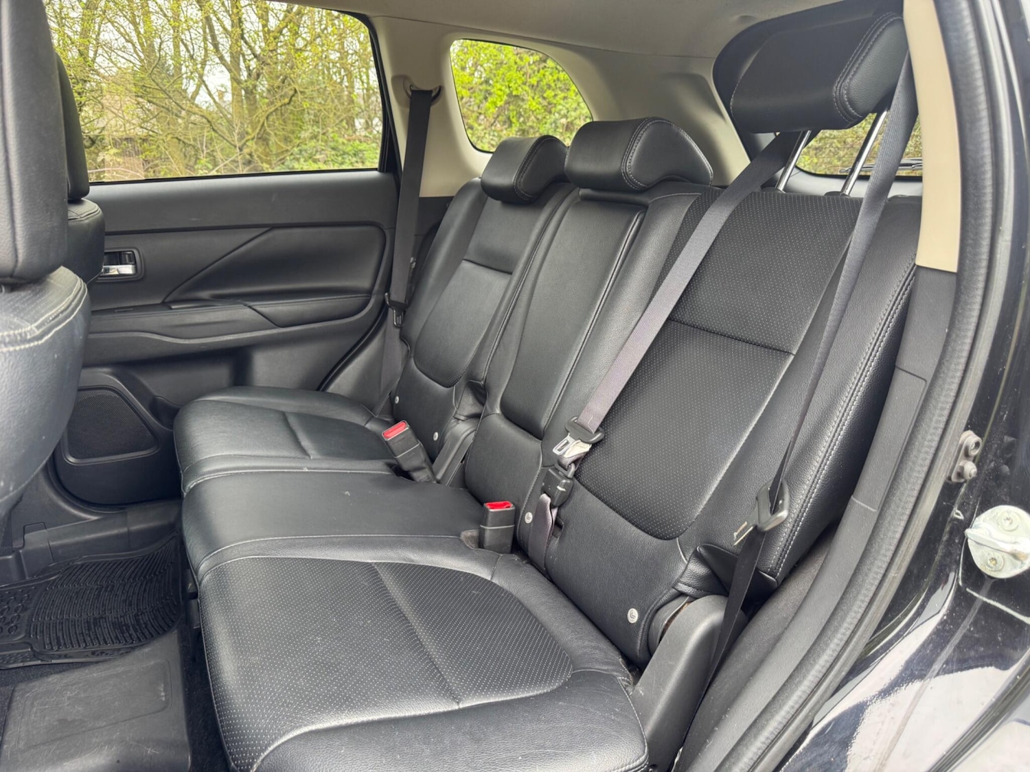 Used Mitsubishi Outlander 2015 for sale - 78101127: Photo 13