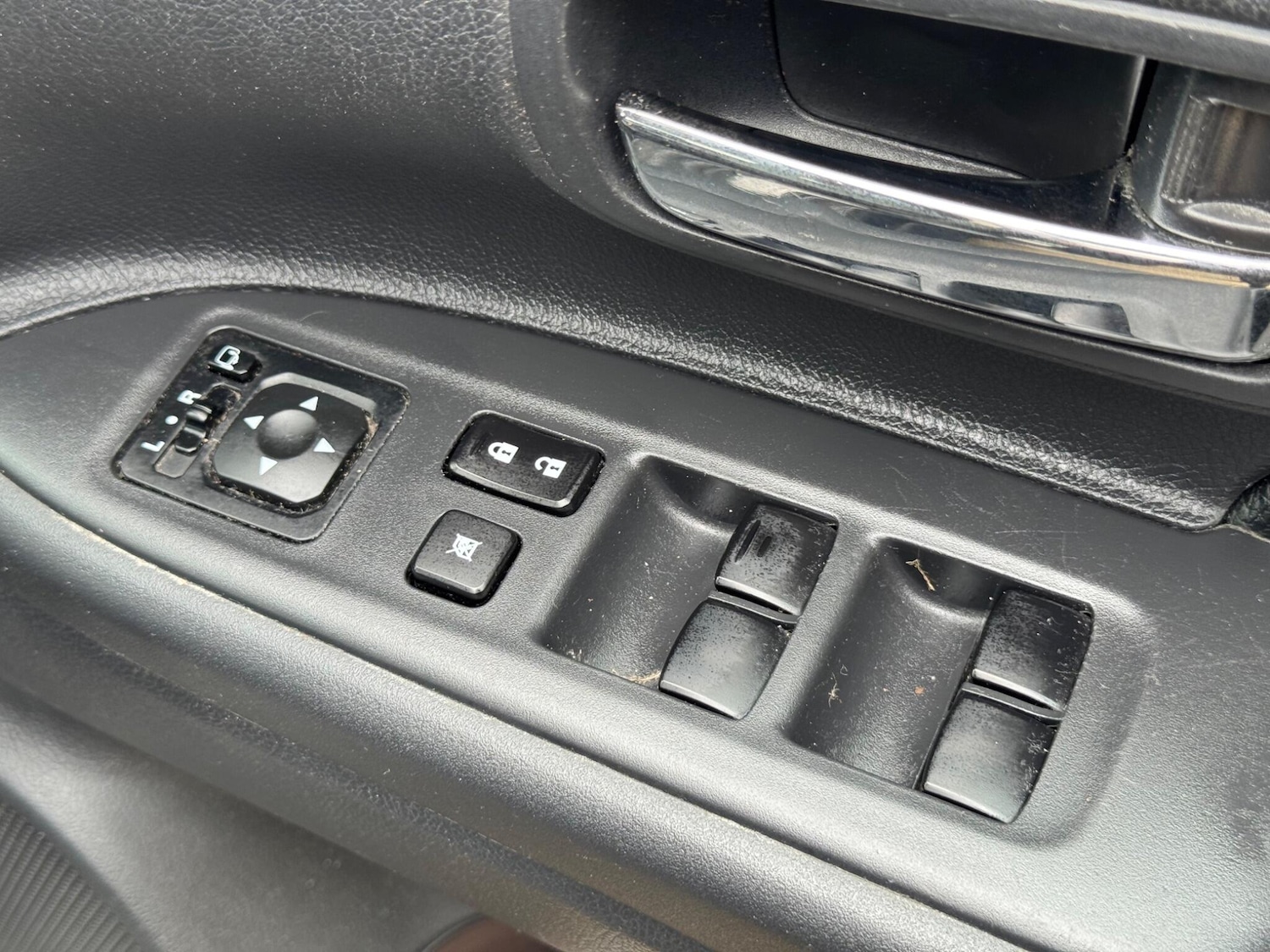 Used Mitsubishi Outlander 2015 for sale - 78101127: Photo 18