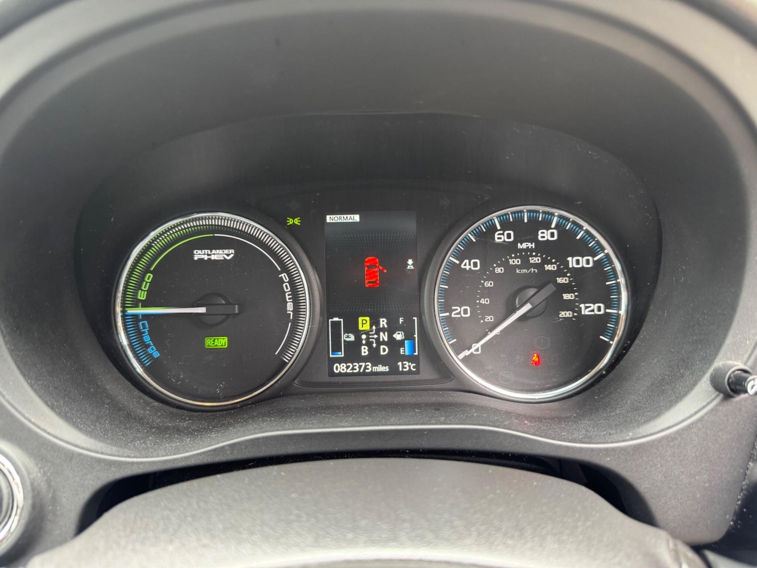 Used Mitsubishi Outlander 2015 for sale - 78101127: Photo 26