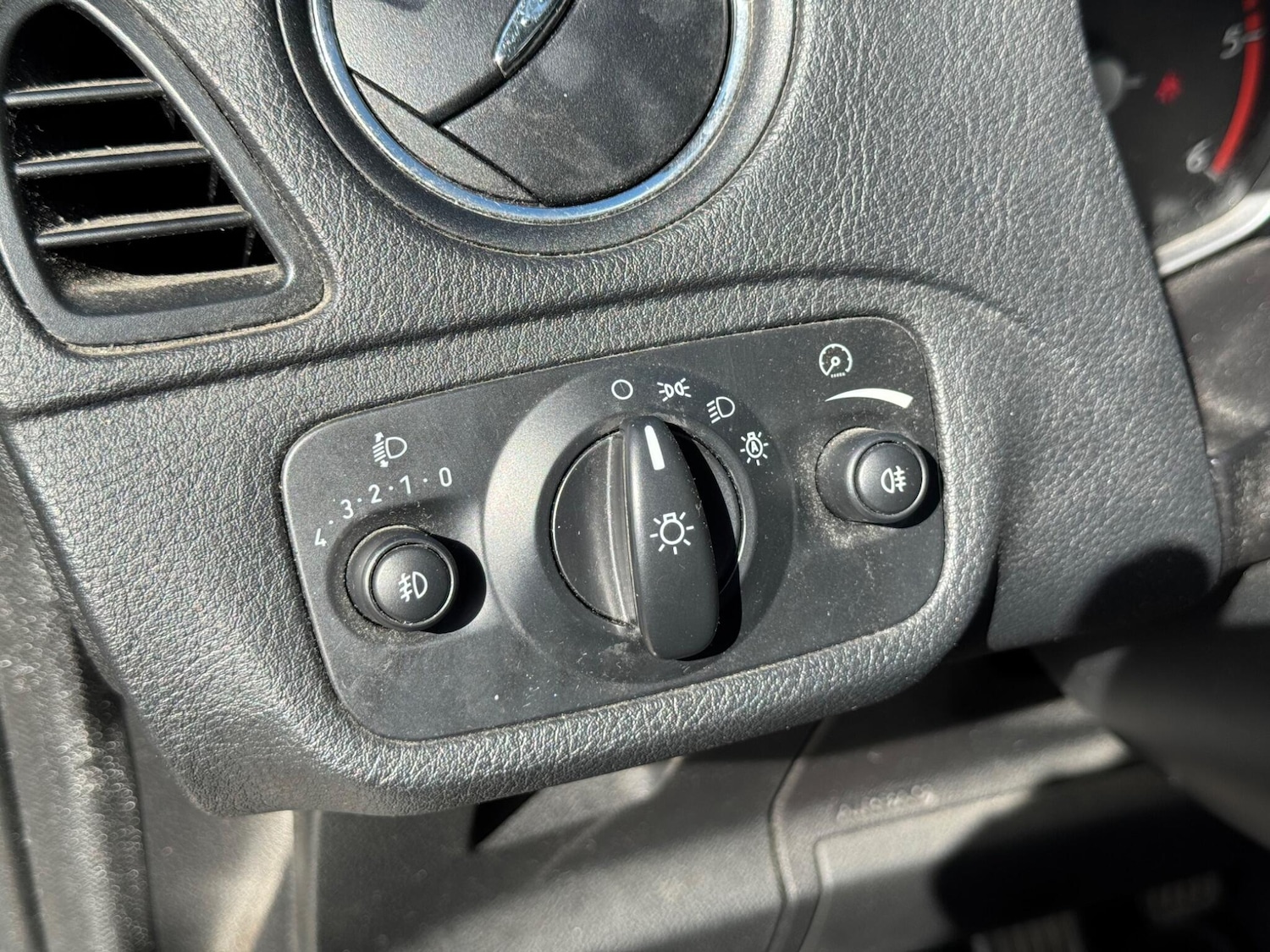 Used Ford S-Max 2022 for sale - 76987671: Photo 22