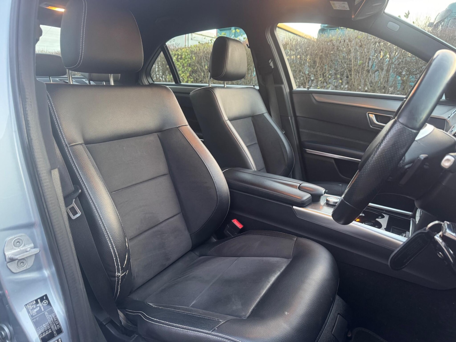 Used Mercedes-Benz E Class 2014 for sale - 77097774: Photo 12