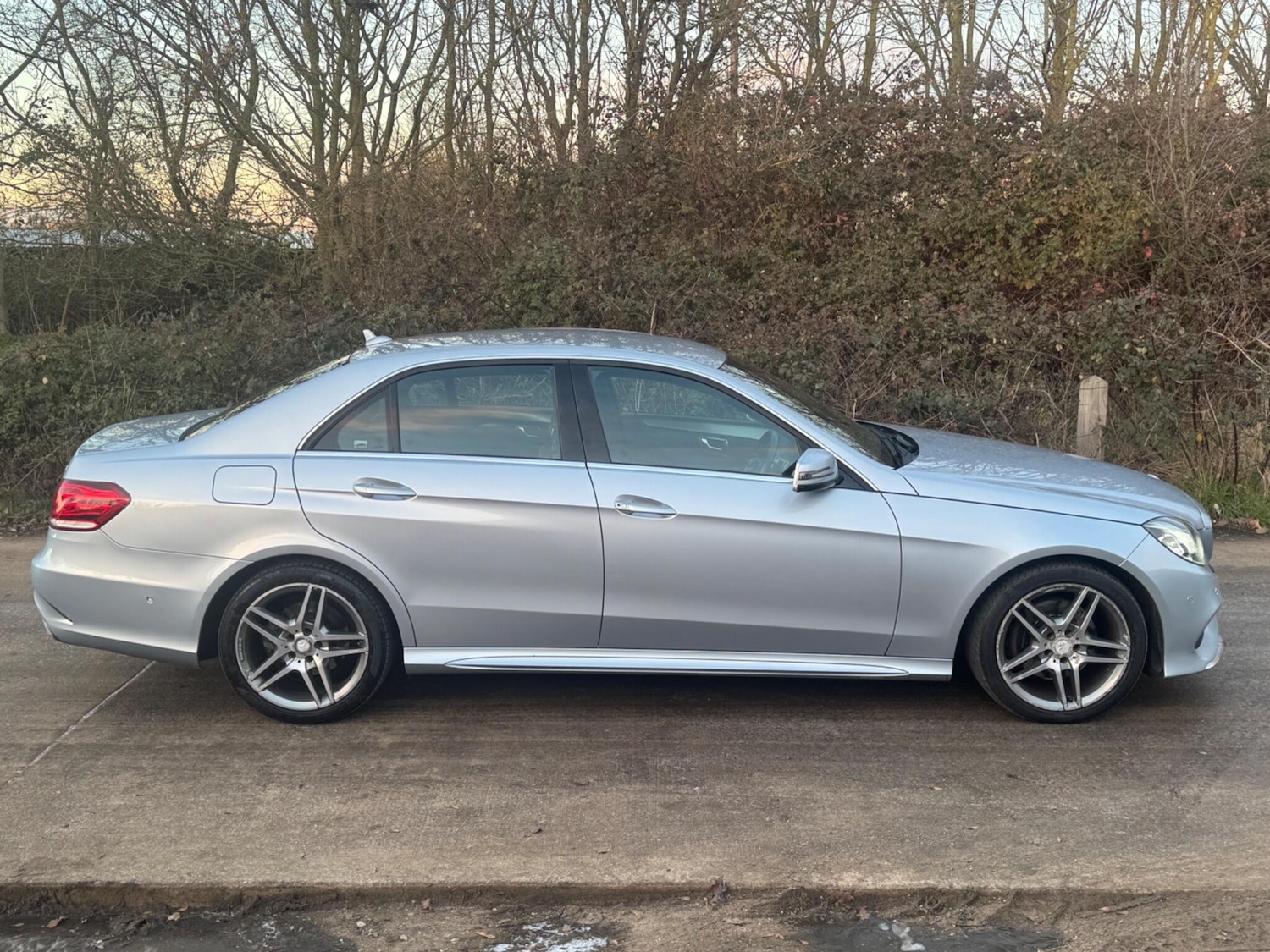Used Mercedes-Benz E Class 2014 for sale - 77097774: Photo 9