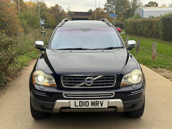 Used Volvo XC90 2010 for sale - 76239454: Photo 3
