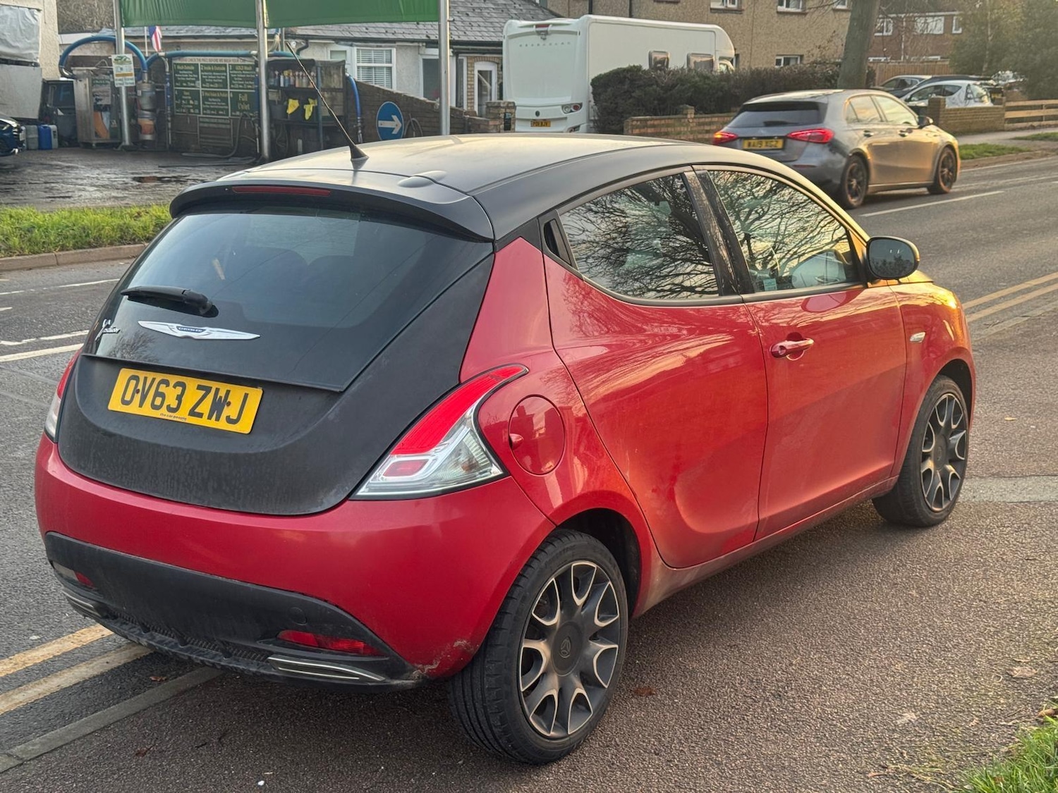 Used Chrysler Ypsilon 2014 for sale - 76952268: Photo 2