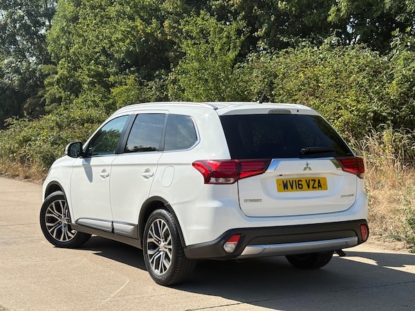 Used Mitsubishi Outlander 2016 for sale - 75729708: Photo 3