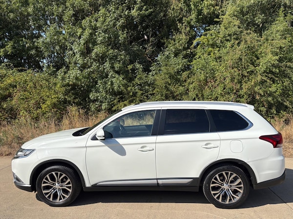 Used Mitsubishi Outlander 2016 for sale - 75729708: Photo 8