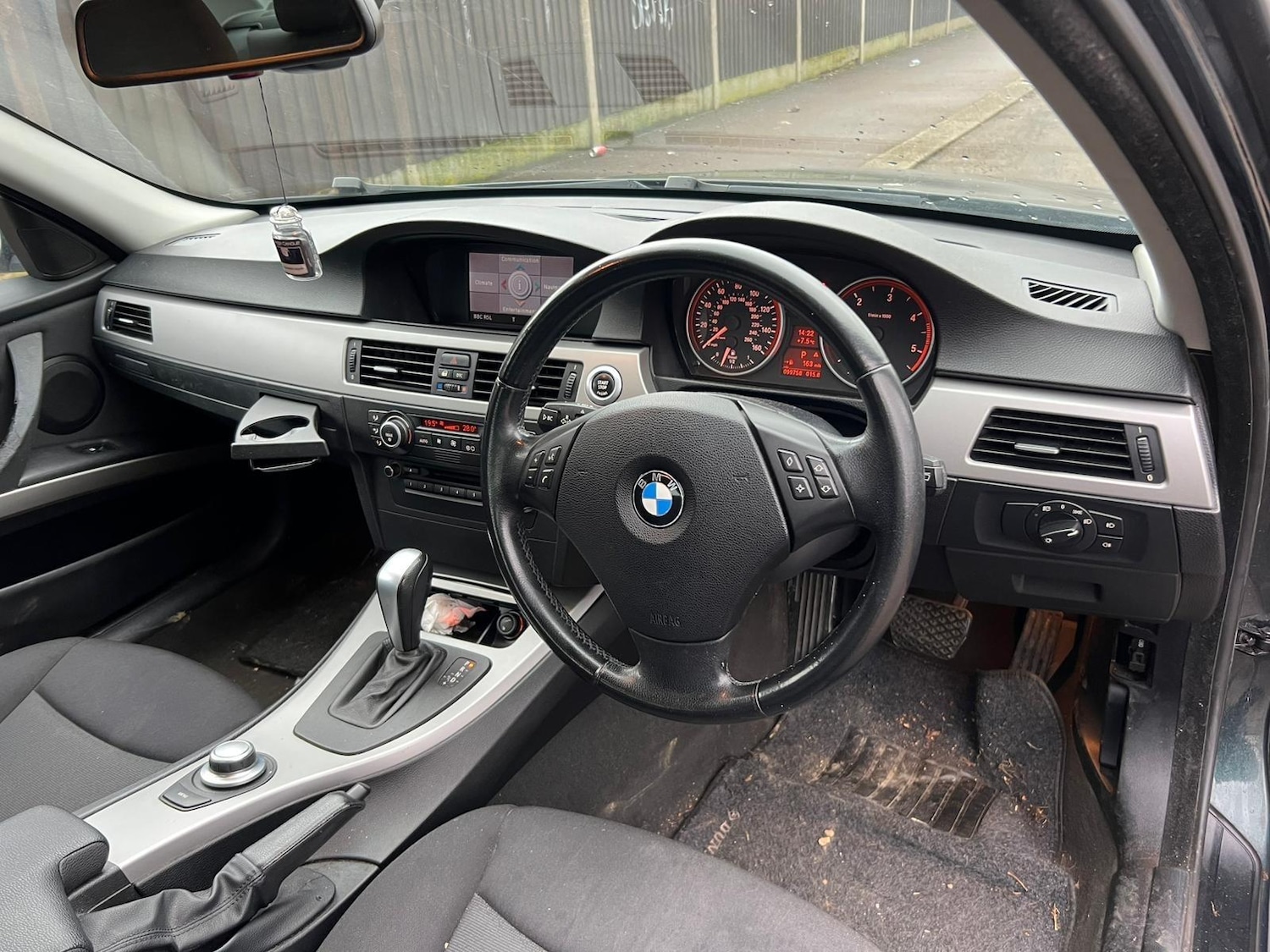 Used BMW 3 Series 2007 for sale - 77410981: Photo 12