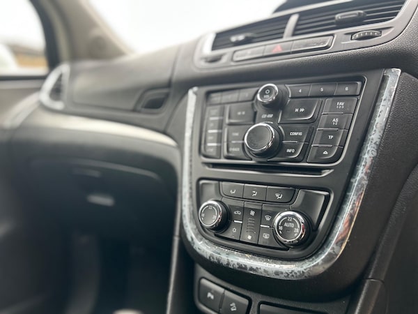 Used Vauxhall Mokka 2015 for sale - 75728635: Photo 25
