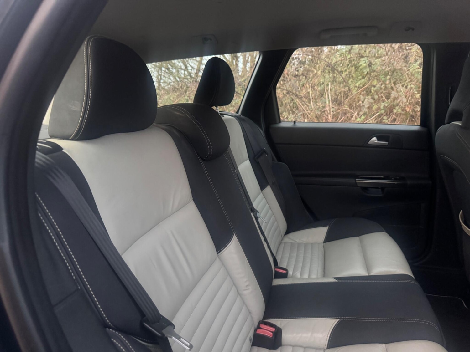 Used Volvo V50 2011 for sale - 77190767: Photo 6