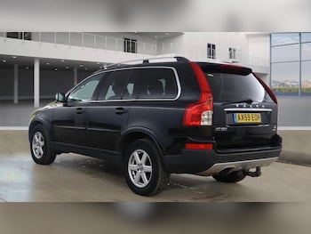 Used Volvo XC90 2010 for sale - 76239897: Photo 3