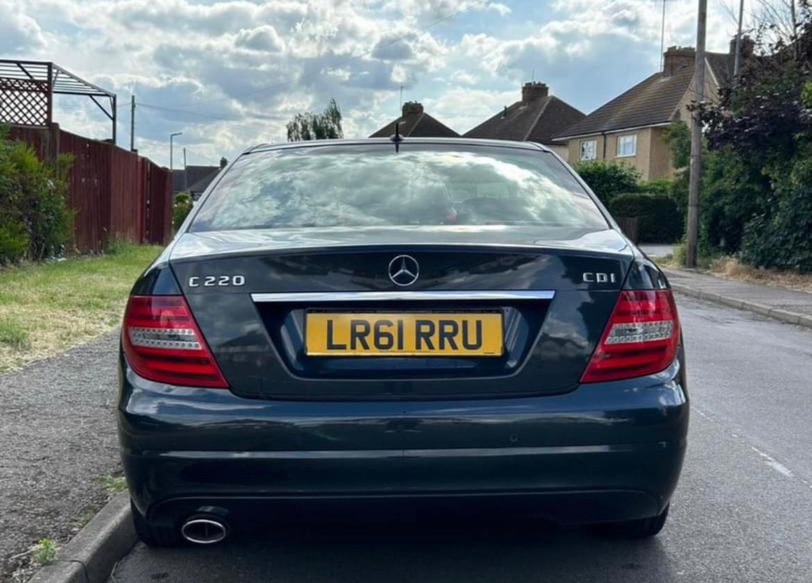 Used Mercedes-Benz C Class 2011 for sale - 76990509: Photo 4