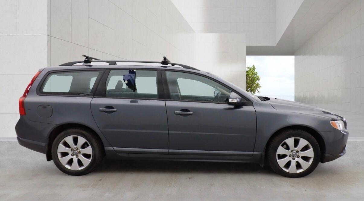 Used Volvo V70 for sale - 78127446: Photo 5