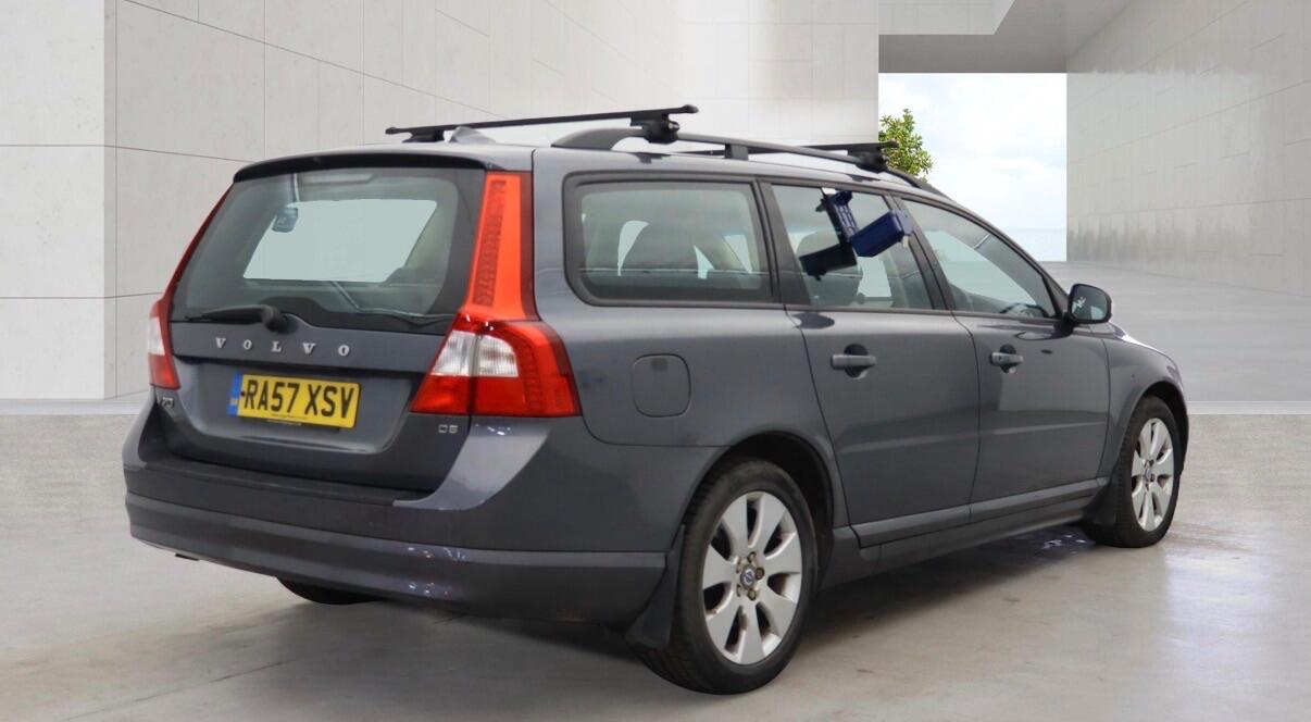 Used Volvo V70 for sale - 78127446: Photo 6