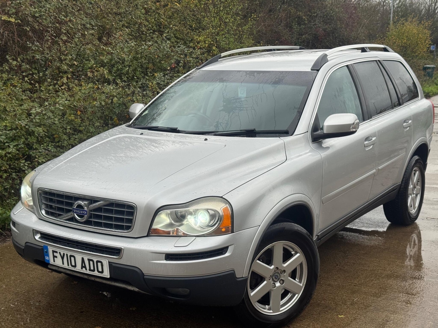 Used Volvo XC90 2010 for sale - 76597222: Photo 2
