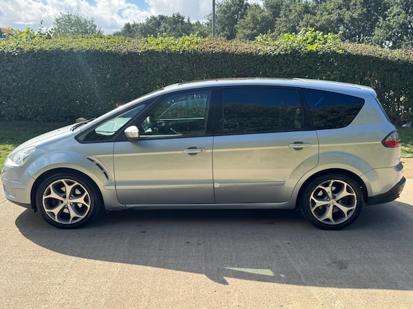 Used Ford S-Max 2022 for sale - 75729357: Photo 11