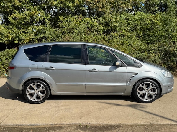 Used Ford S-Max 2022 for sale - 75729357: Photo 4