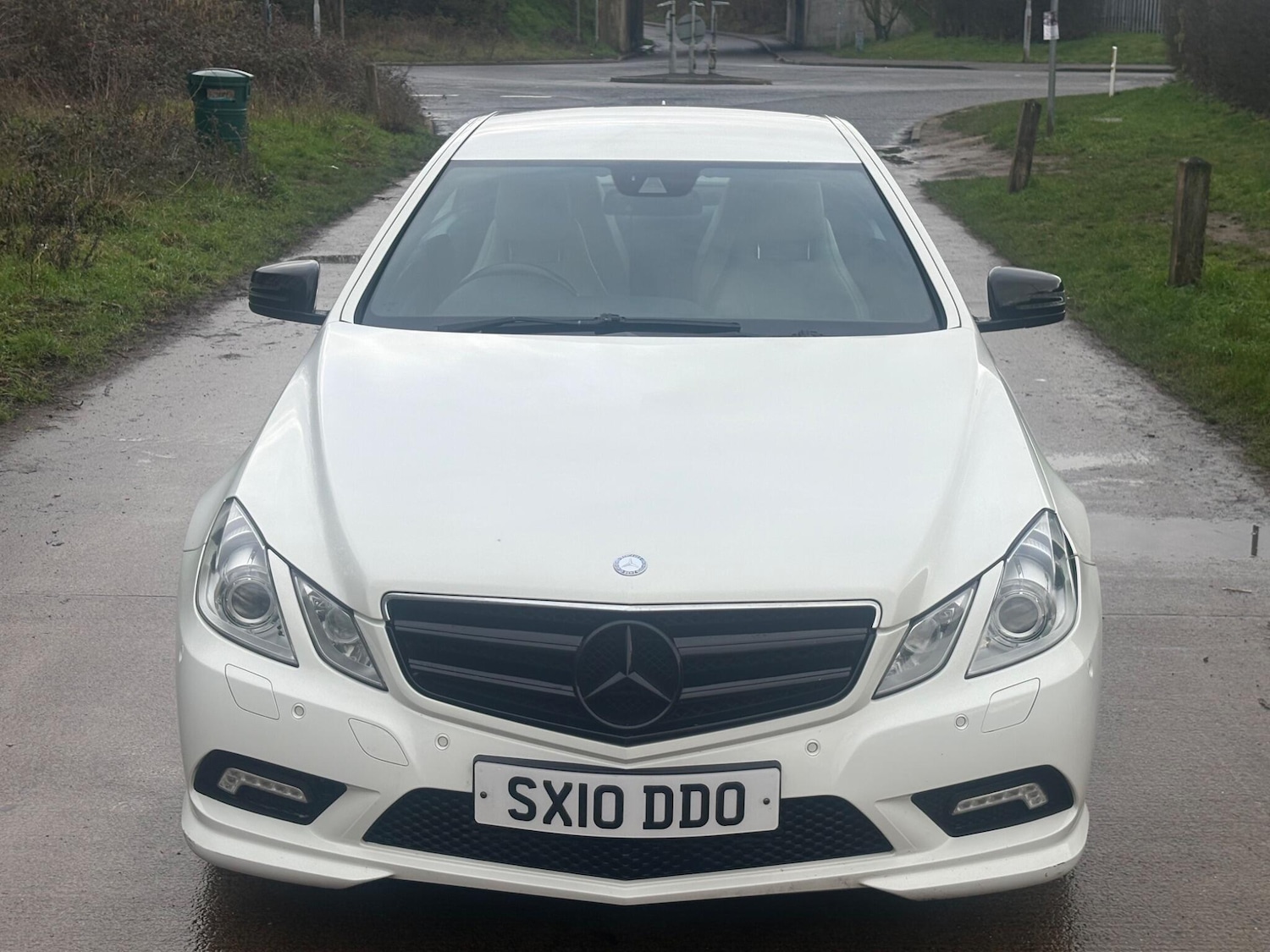 Used Mercedes-Benz E Class 2010 for sale - 77478842: Photo 2