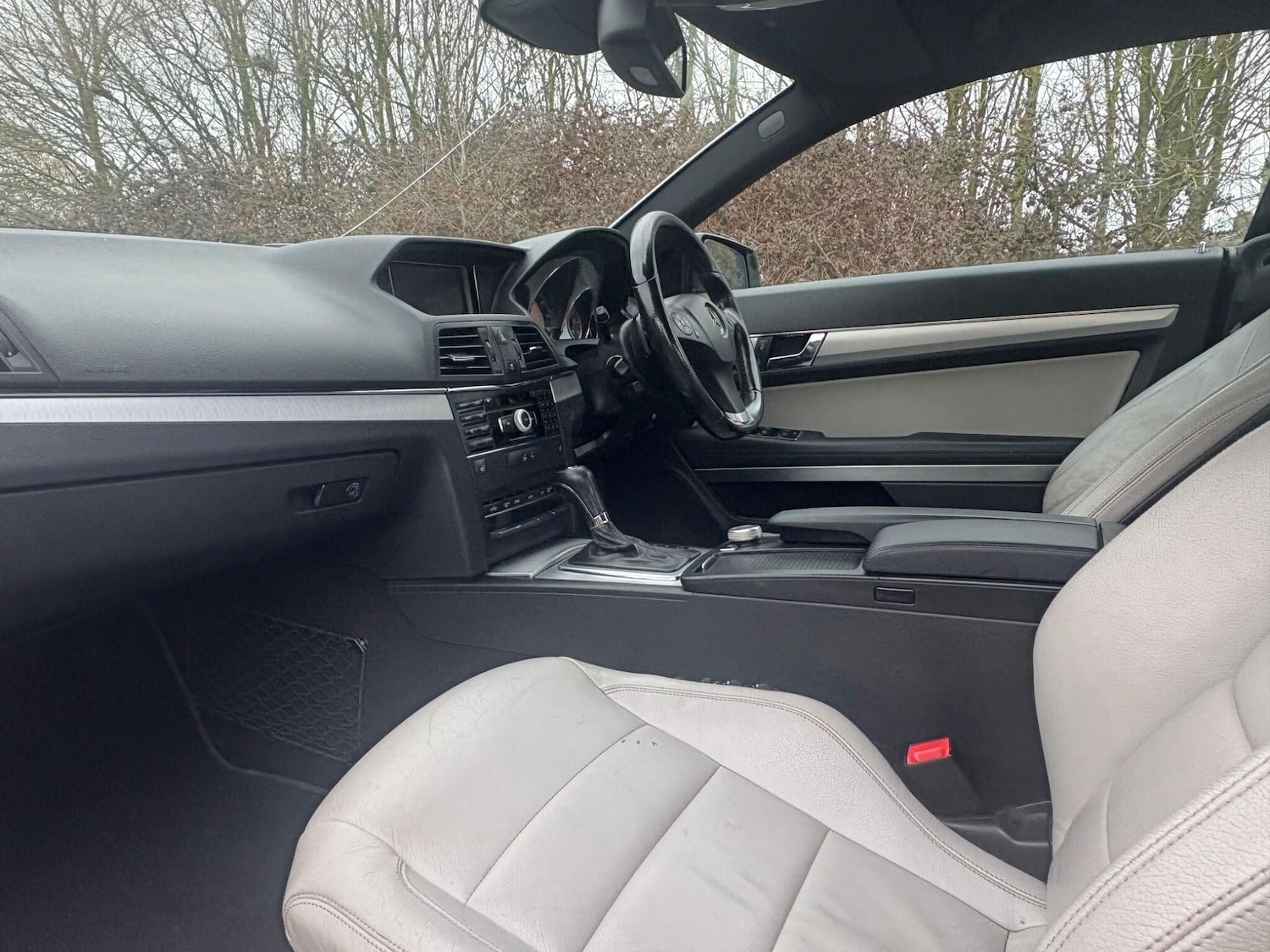 Used Mercedes-Benz E Class 2010 for sale - 77478842: Photo 22