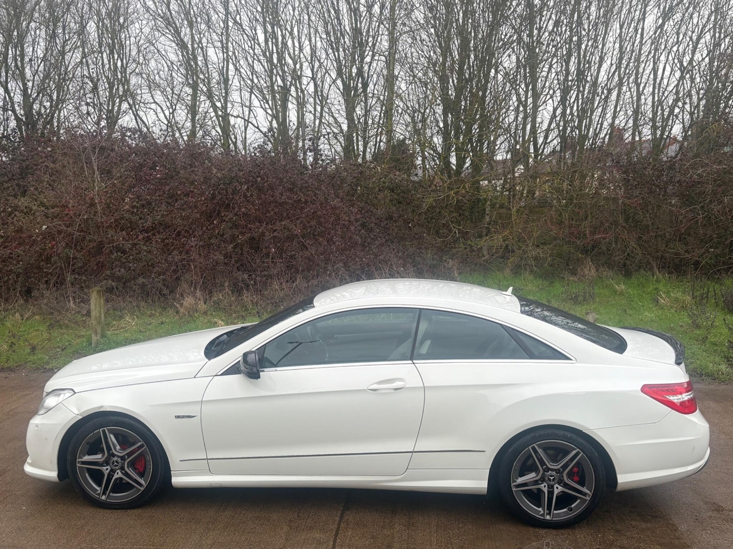 Used Mercedes-Benz E Class 2010 for sale - 77478842: Photo 5