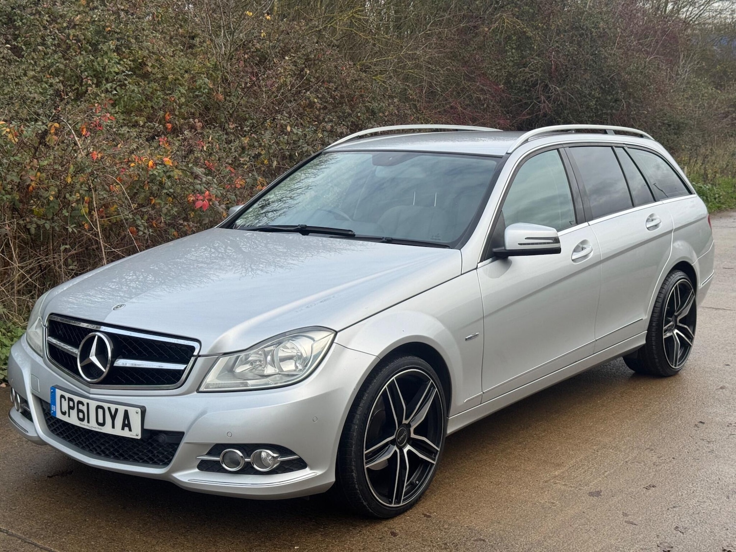 Used Mercedes-Benz C Class 2012 for sale - 76886538: Photo 4
