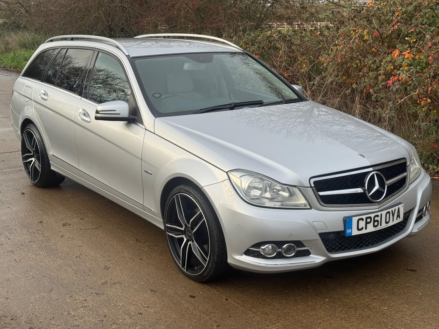 Used Mercedes-Benz C Class 2012 for sale - 76886538: Photo 6