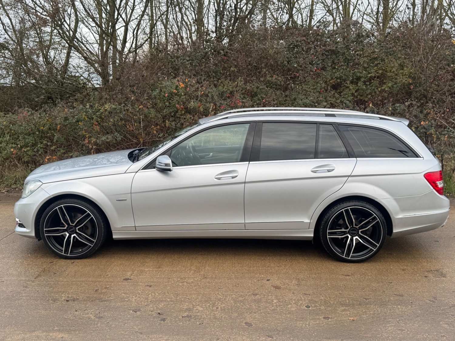 Used Mercedes-Benz C Class 2012 for sale - 76886538: Photo 7
