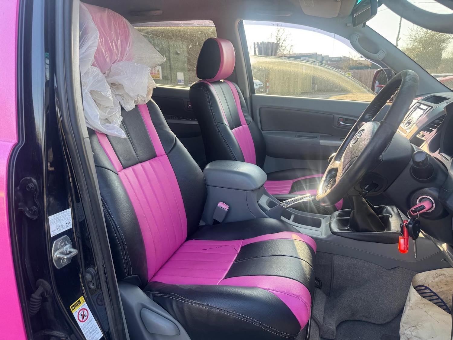 Used Toyota Hilux 2011 for sale - 77957241: Photo 12