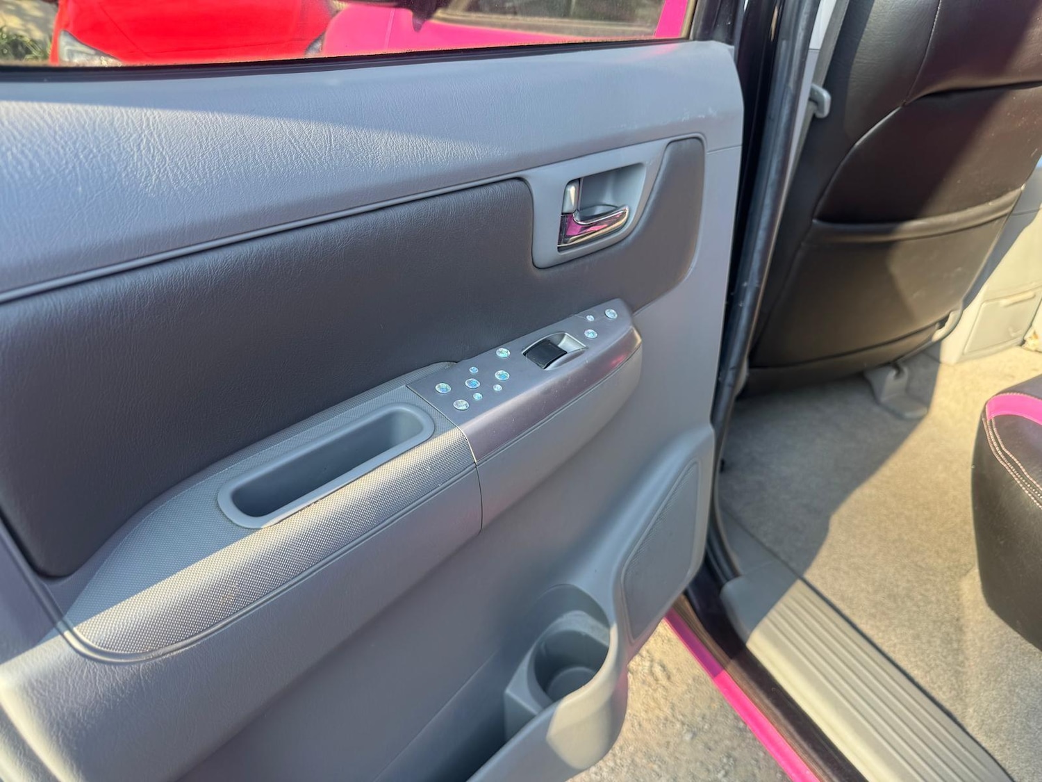 Used Toyota Hilux 2011 for sale - 77957241: Photo 21