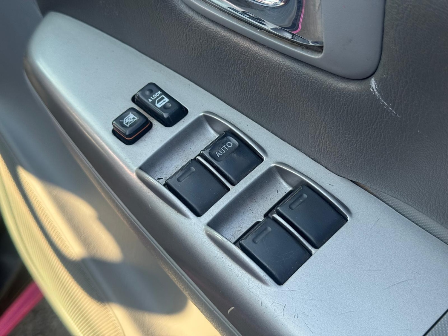 Used Toyota Hilux 2011 for sale - 77957241: Photo 23