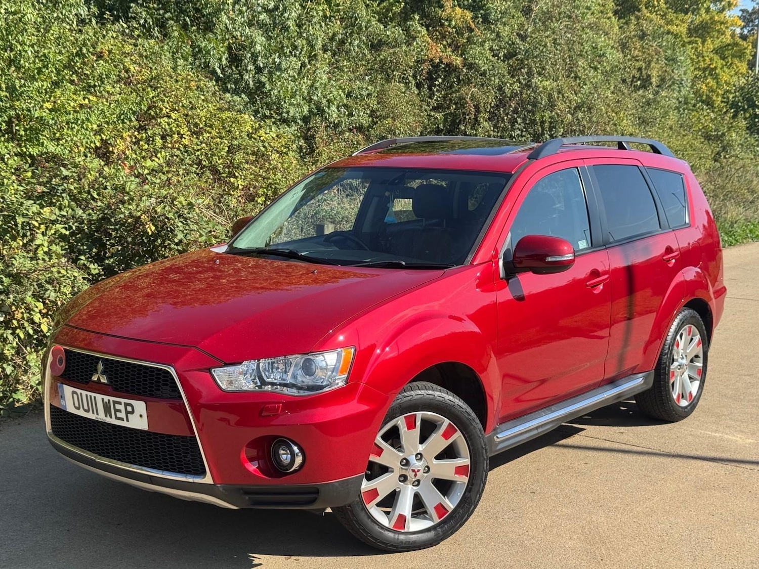 Used Mitsubishi Outlander 2011 for sale - 76988493: Photo 2