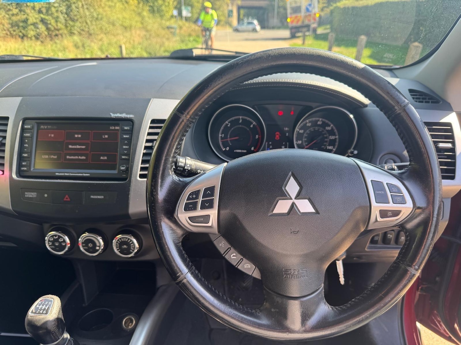 Used Mitsubishi Outlander 2011 for sale - 76988493: Photo 24