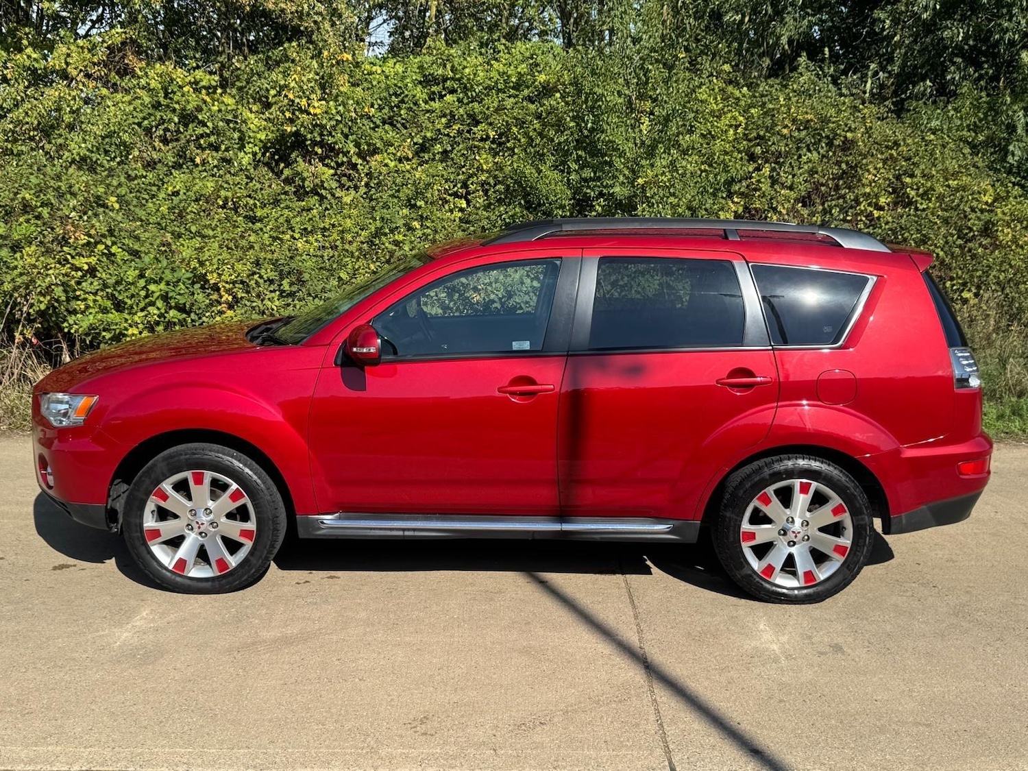 Used Mitsubishi Outlander 2011 for sale - 76988493: Photo 7