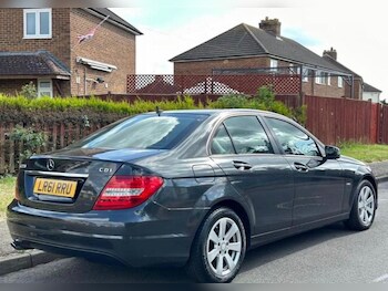 Used Mercedes-Benz C Class 2011 for sale - 77683407: Photo