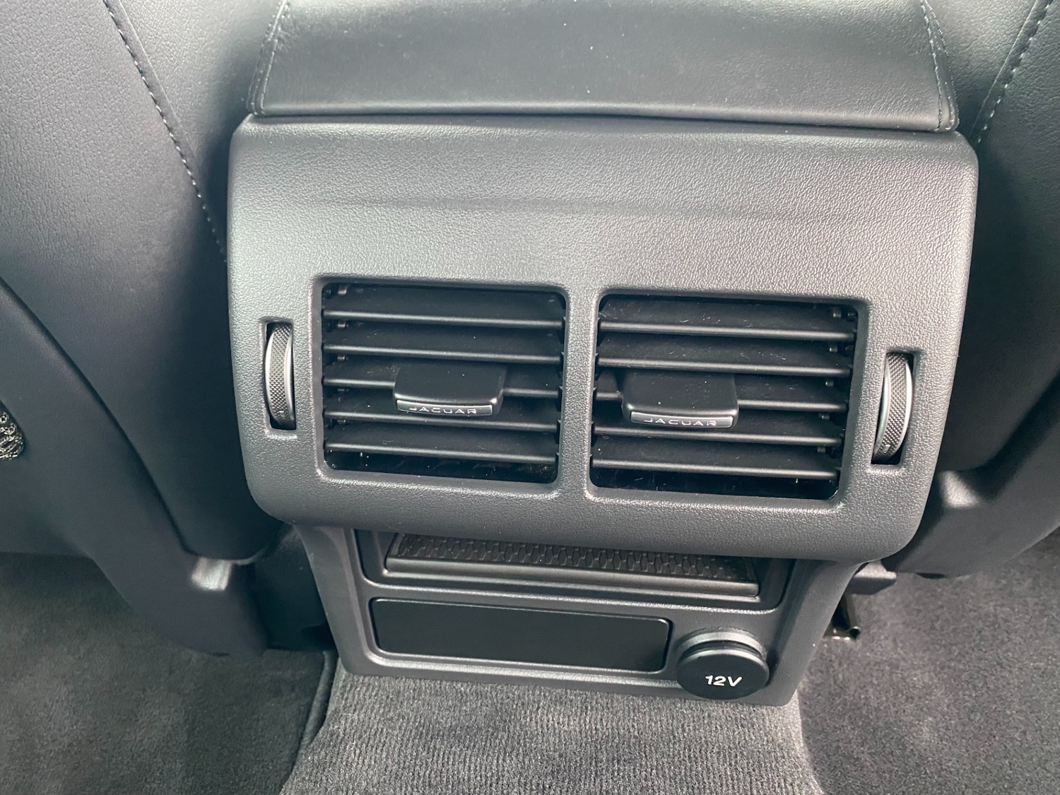 Used Jaguar XE 2016 for sale - 77675776: Photo 16