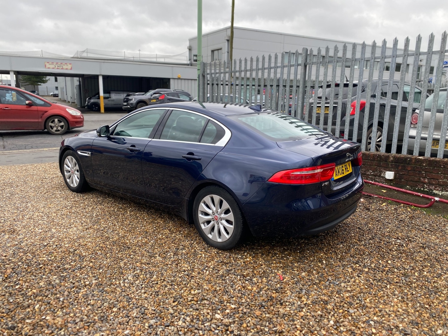 Used Jaguar XE 2016 for sale - 77675776: Photo 3