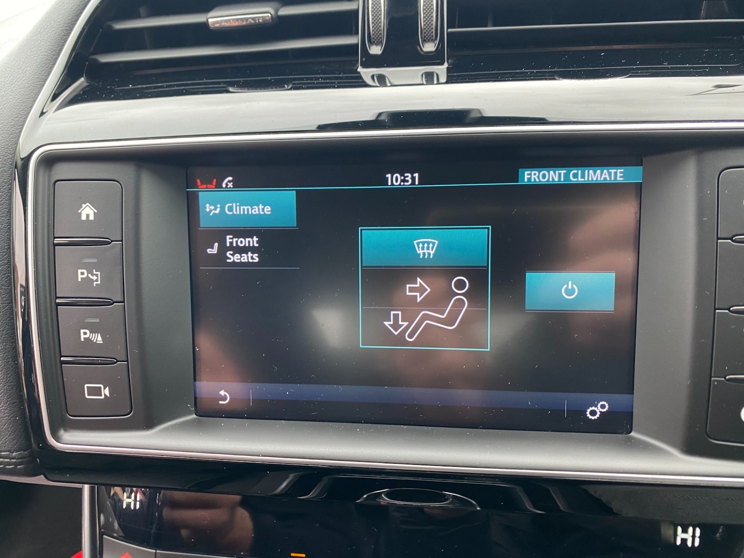 Used Jaguar XE 2016 for sale - 77675776: Photo 32