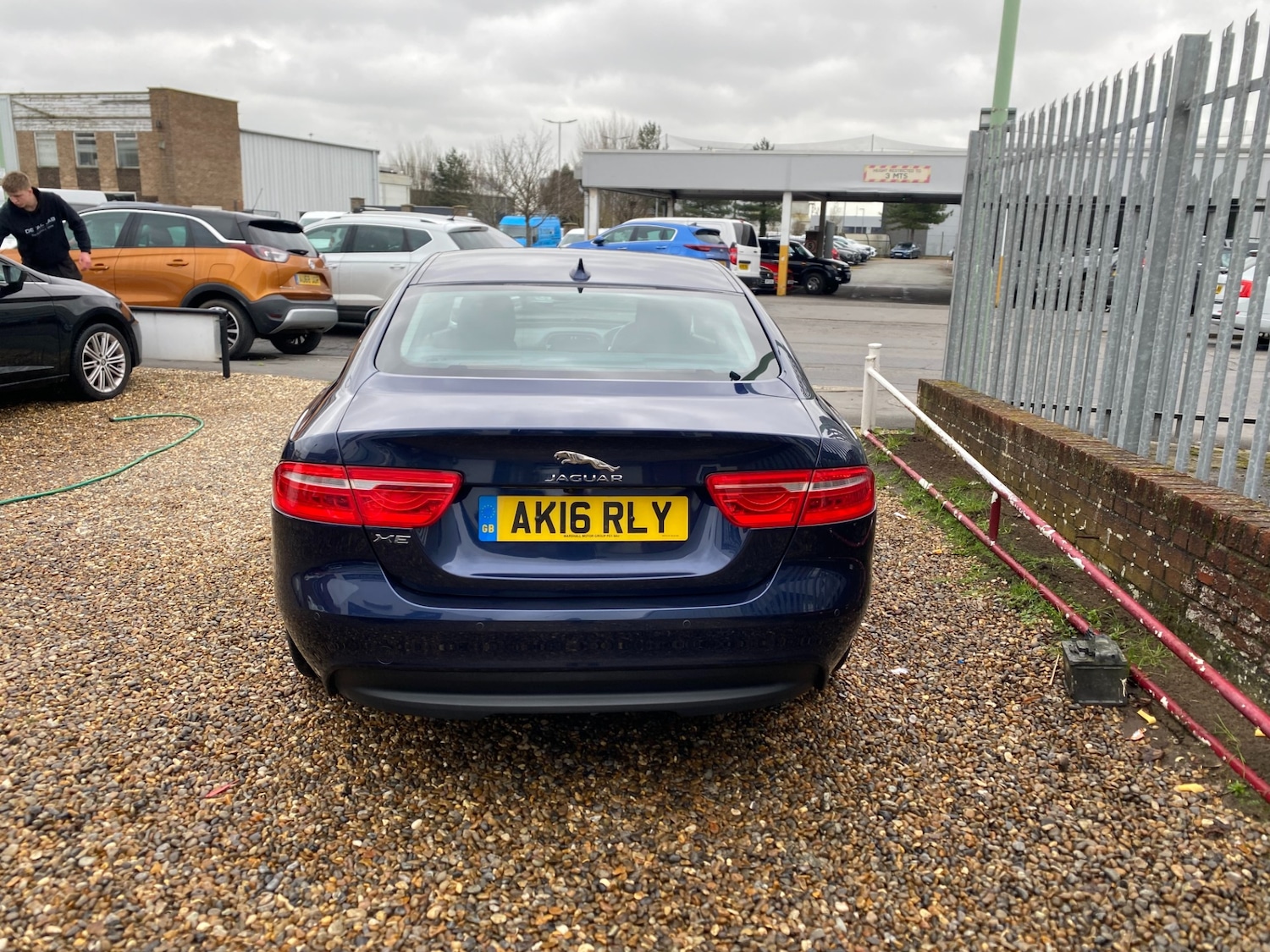 Used Jaguar XE 2016 for sale - 77675776: Photo 4