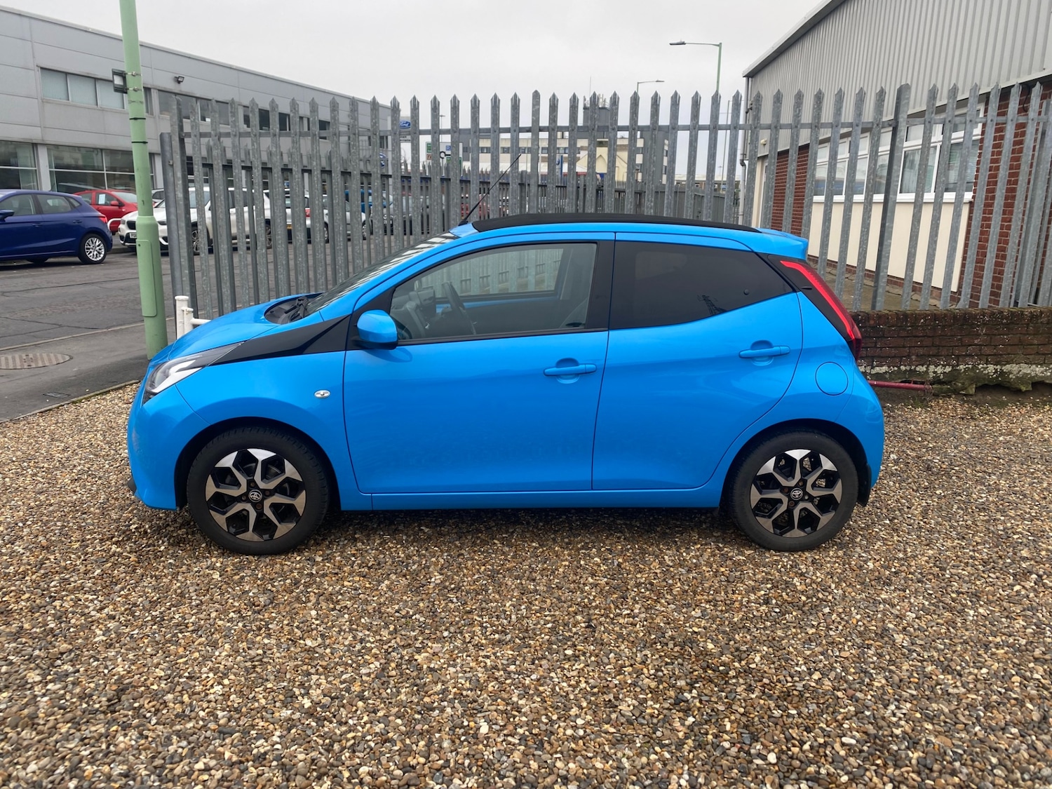 Used Toyota AYGO 2018 for sale - 77318500: Photo 2