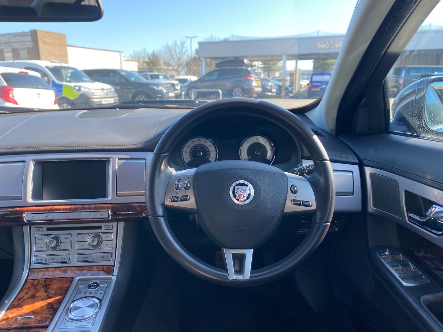 Used Jaguar XF 2010 for sale - 77931679: Photo 12