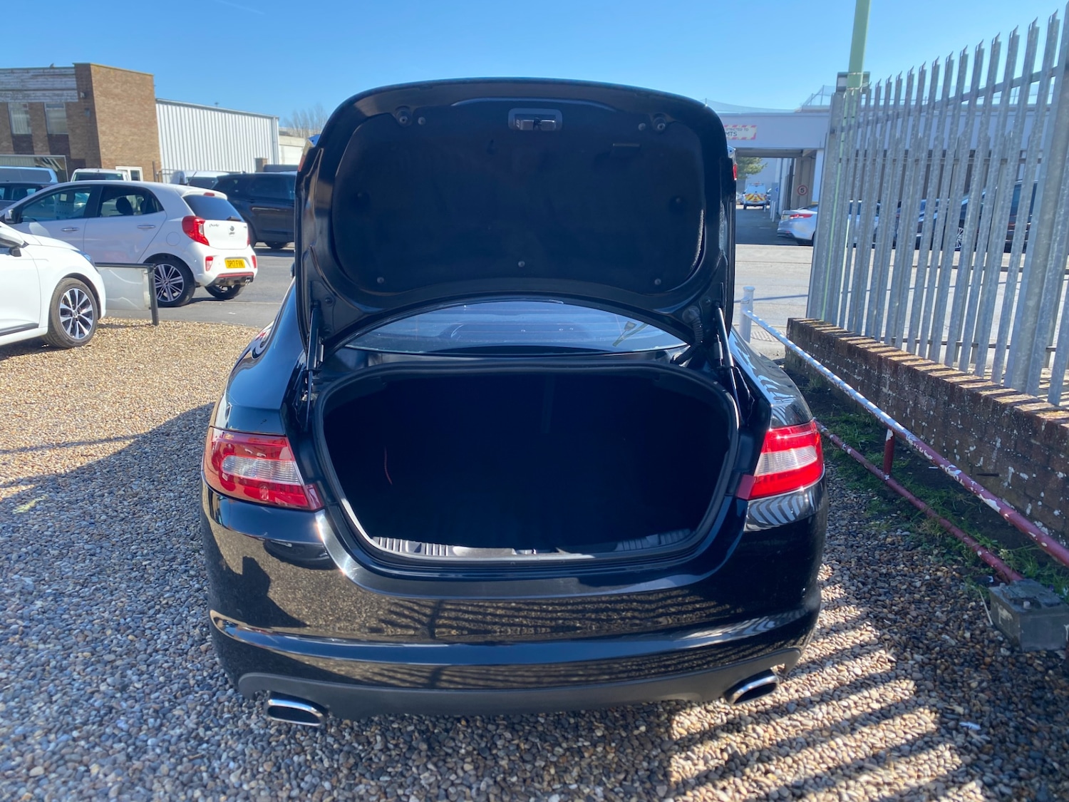 Used Jaguar XF 2010 for sale - 77931679: Photo 5